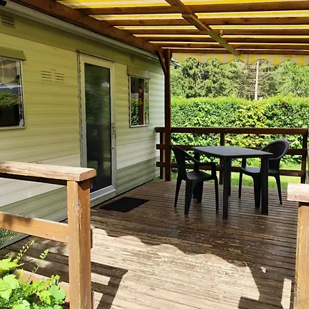 Mobil-home, Animaux Acceptes - 2 Pers. - Api-1-52-2277 אתר קמפינג La Tour-dʼAuvergne